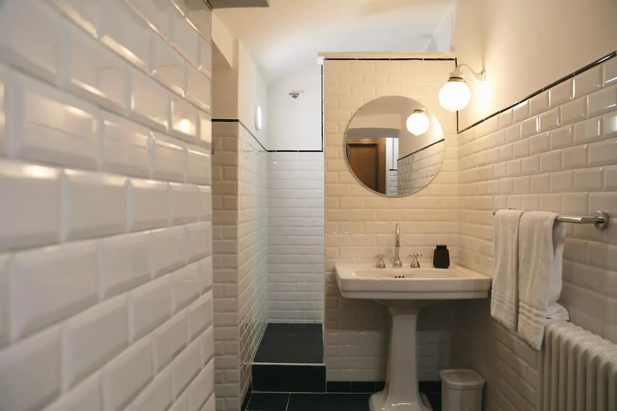 Apartment Spacious & Quiet Miracle In Trastevere Rome