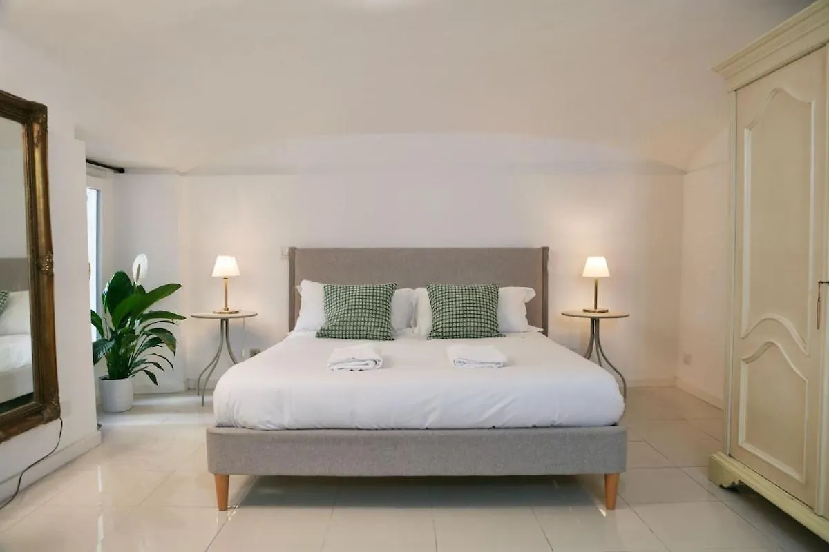 Spacious & Quiet Miracle In Trastevere Roma